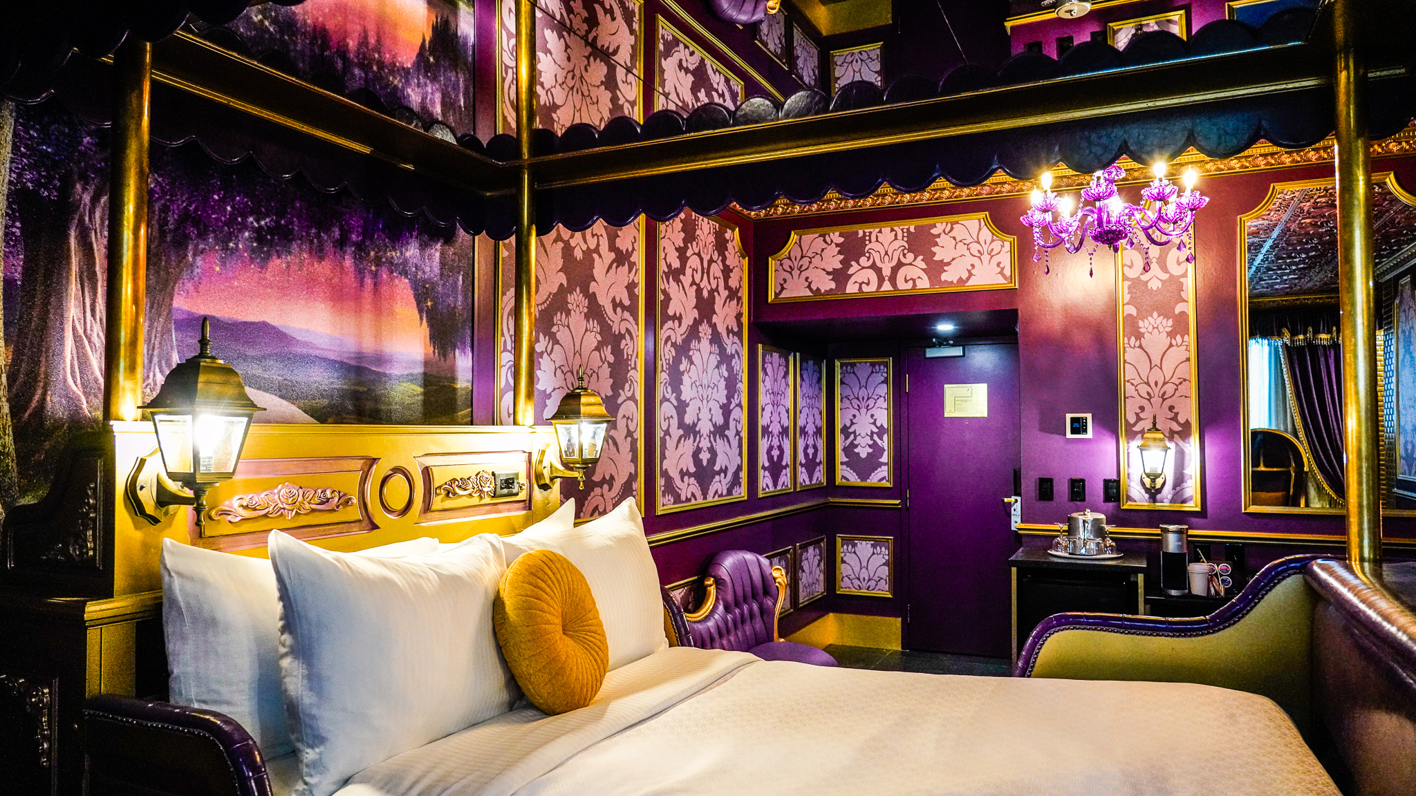 Amethyst Royal Room